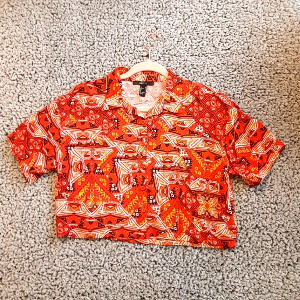 Cropped Fun Print Blouse